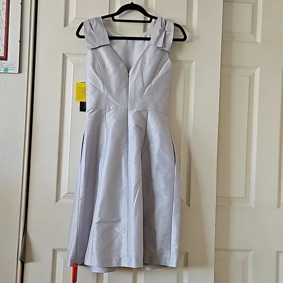 Alfred Sung,NWT,Sleeveless Cocktail Dress w/Flat Bow Shoulder Detail.S